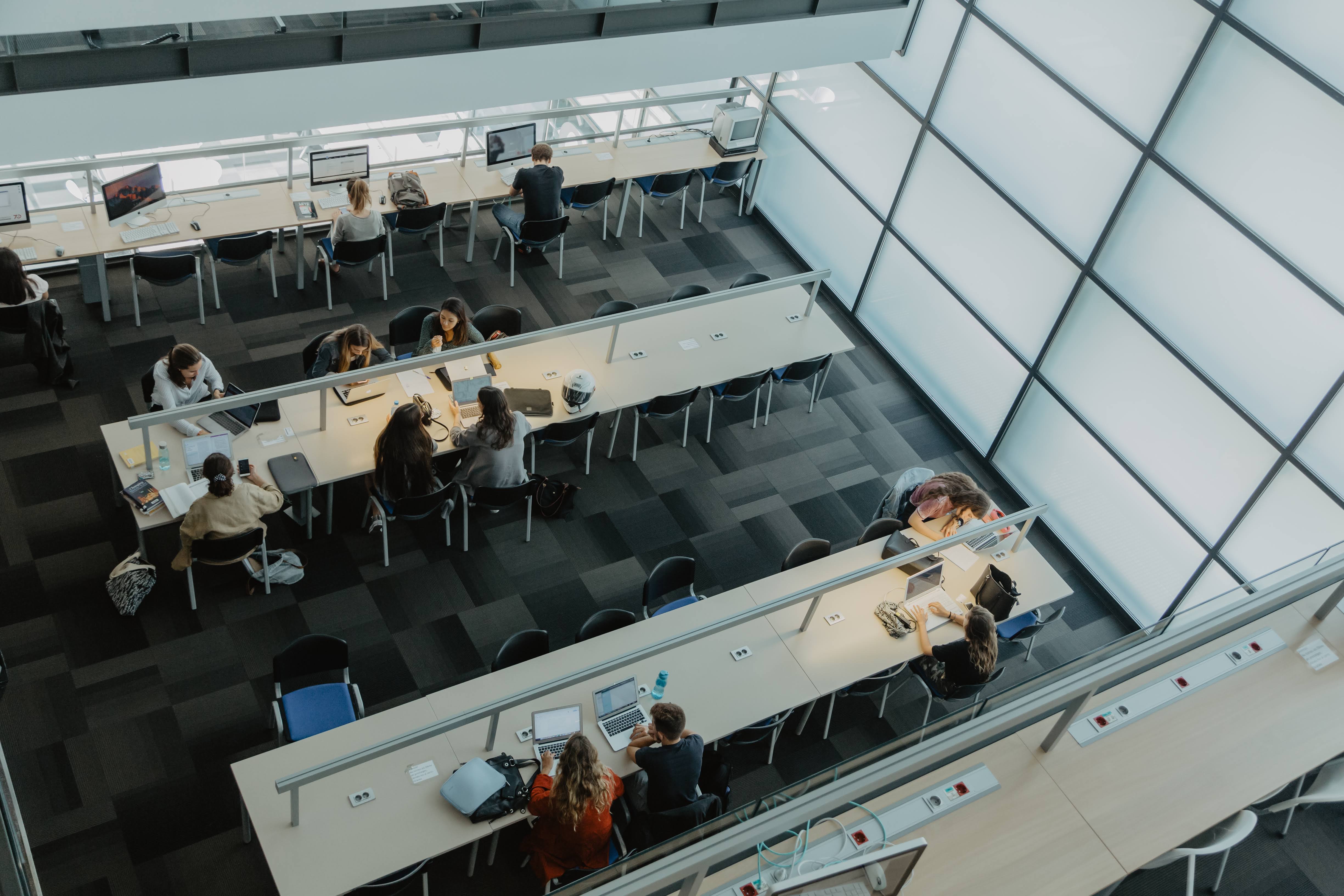 Biblioteca de la FCRI