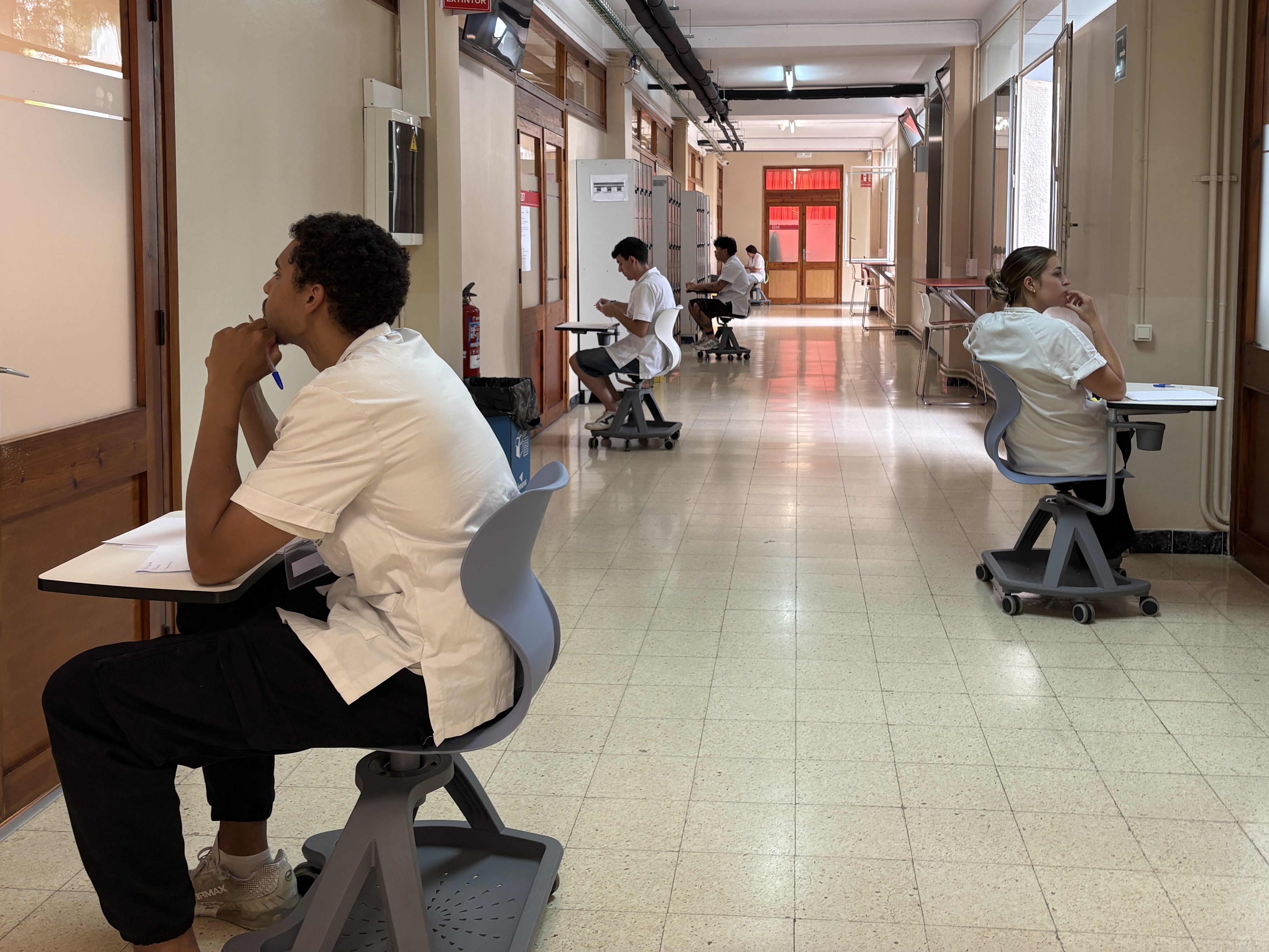 Els alumnes fent les proves ACOE de Fisioteràpia
