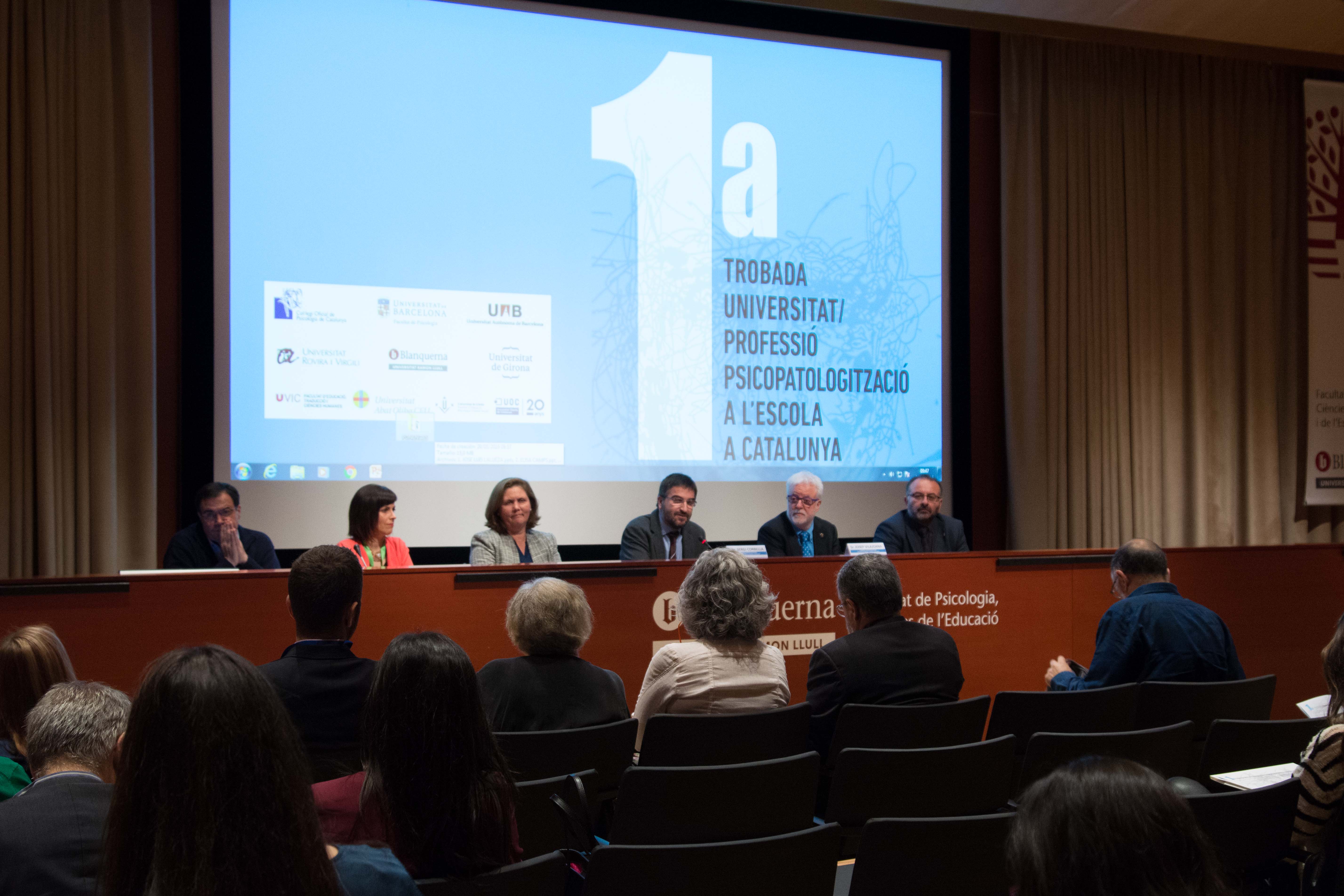 Representants de totes les Facultats de Psicologia de les universitats catalanes i el Col·legi Oficial de Psicologia de Catalunya 