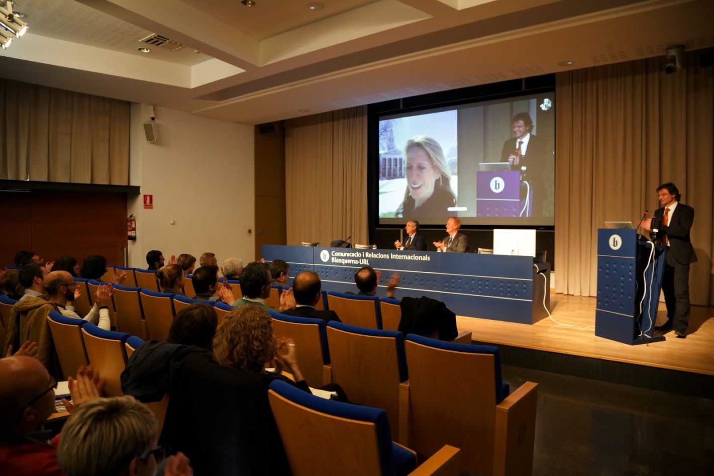 El grau per als líders del futur: Global Communication Management Degree