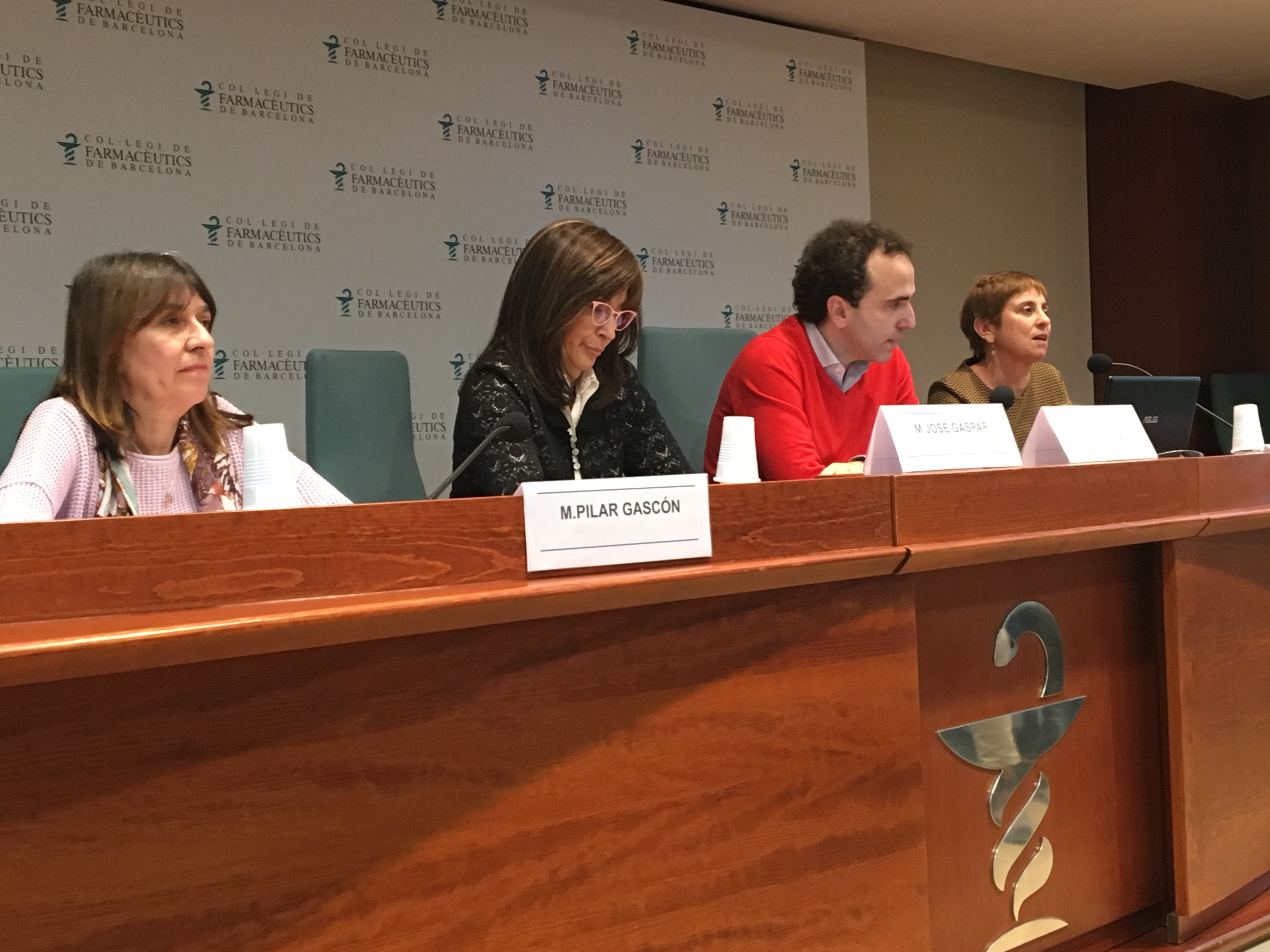 Blanquerna Salud presenta las prácticas tuteladas en el Colegio de Farmacéuticos