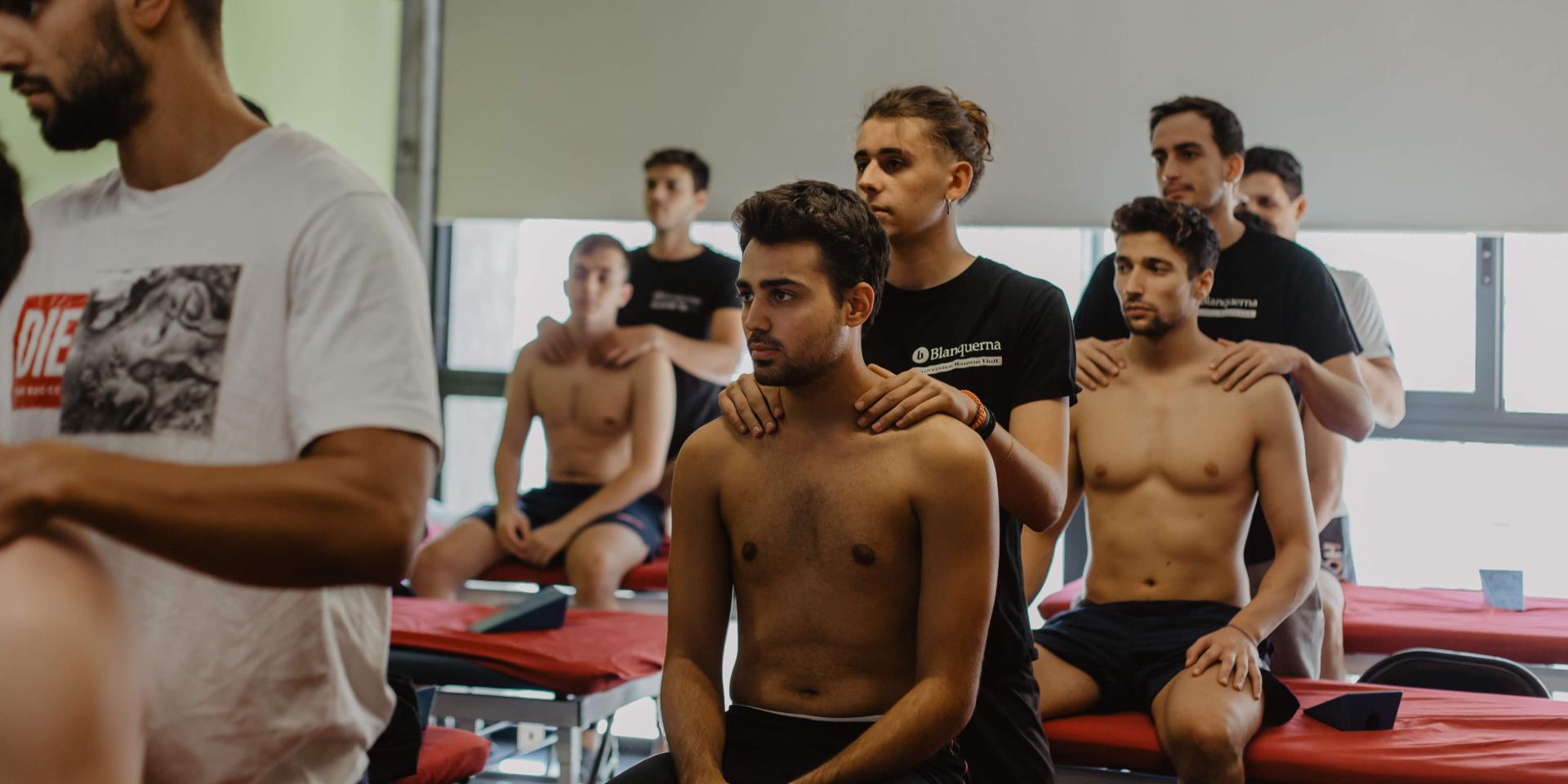 DG Fisio CAFE alumnes treballant