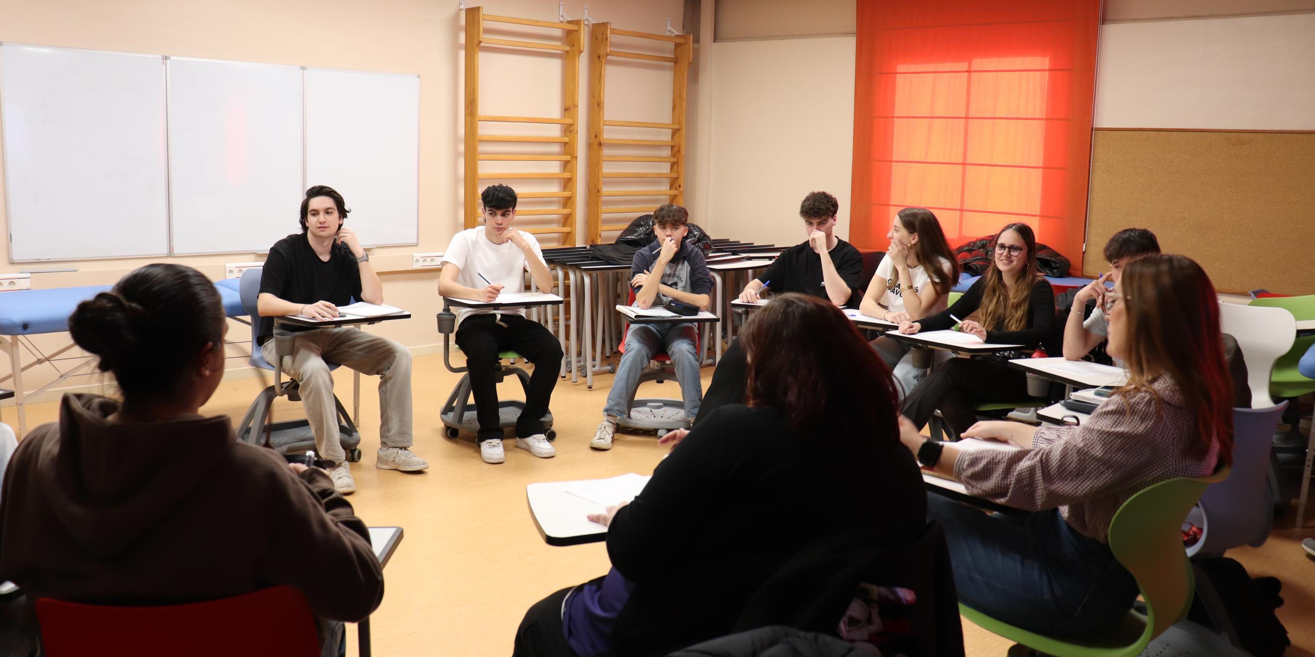 La classe comenta el viscut