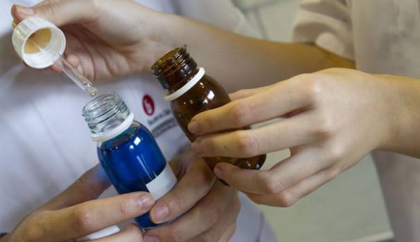 Material de Nutrició del laboratori de cuina