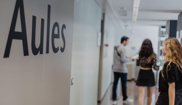 Aula de la biblioteca de la FCRI