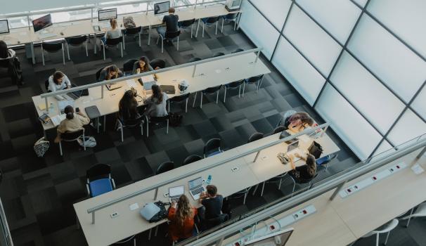 Biblioteca de la FCRI