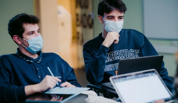 Alumnes a l'aula FCRI