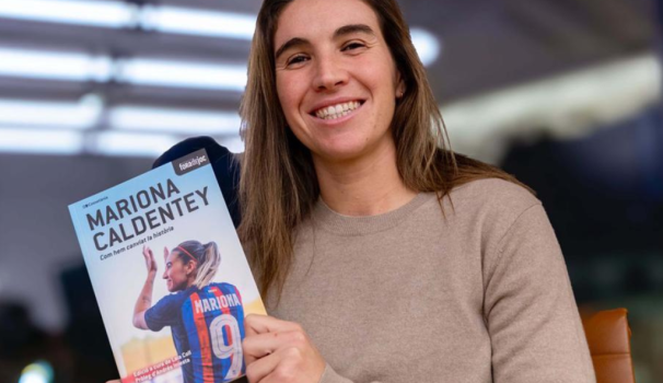 Mariona Caldenteny amb el seu nou llibre