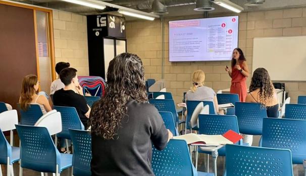 Primer dia de classe del màster universitari en activitat física terapèutica