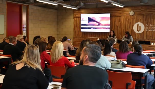 Els assistents durant el forum