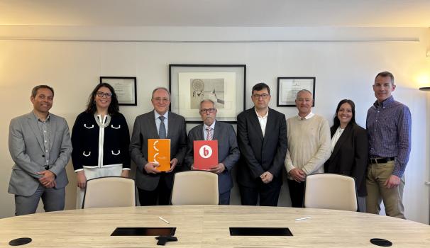 Signatura del conveni de la Fundació Blanquerna amb la Fundació OBA