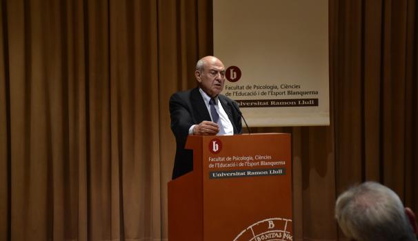 El Dr. José Antonio Marina durant la Jornada de Sant Tomàs d'Aquino