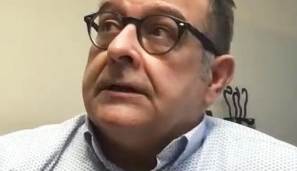 El director de El Periódico de Cataluña, Albert Sáez, explica a los alumnos de Blanquerna la transformación del diario