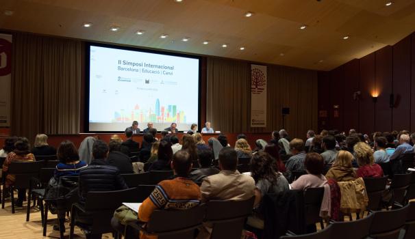 II Simposio Internacional Barcelona | Educación | Cambio