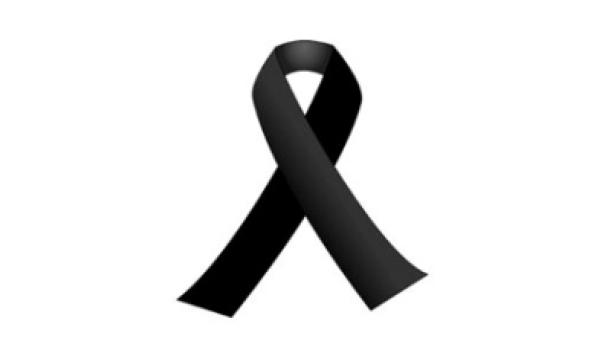 Condolença per les víctimes de París