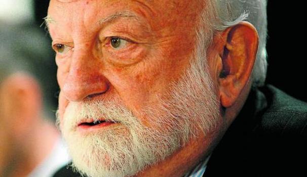 Francesc Vendrell i Vendrell, investit doctor honoris causa per la URL