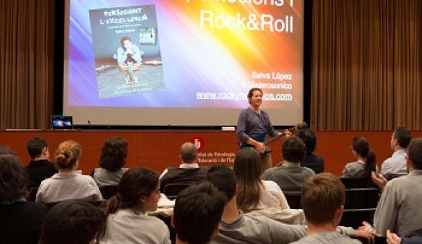 ‘Innovació, emocions i rock&roll’ ha estat el tema de la conferència que ha obert la 4a jornada CAFE Blanquerna-Empresa
