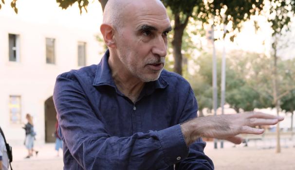"Els que ensenyem periodisme hem de continuar insistint que s'han de contrastar les informacions i en el respecte a les persones"