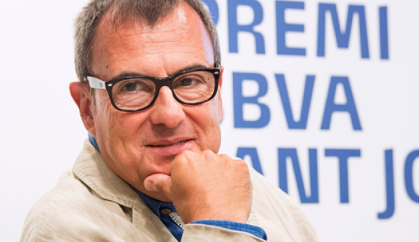 Professor Rafael Vallbona guanya el premi BBVA Sant Joan