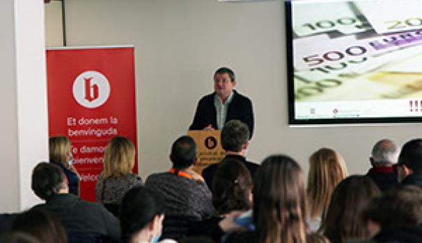 Quina ha estat la inversió publicitària a Catalunya l'últim any? Enric Yarza presenta l'informe anual davant d'alumnes i professionals del sector