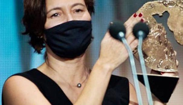 Valérie Delpierre, premio a la Mejor Comunicadora del Año